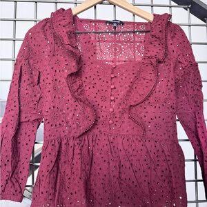 Women's Burgundy Eyelet Lace Top_XXS